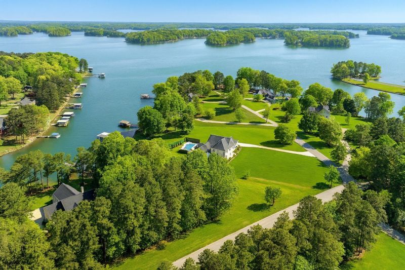 Best Bathroom Remodeling pros in Huntersville, NC